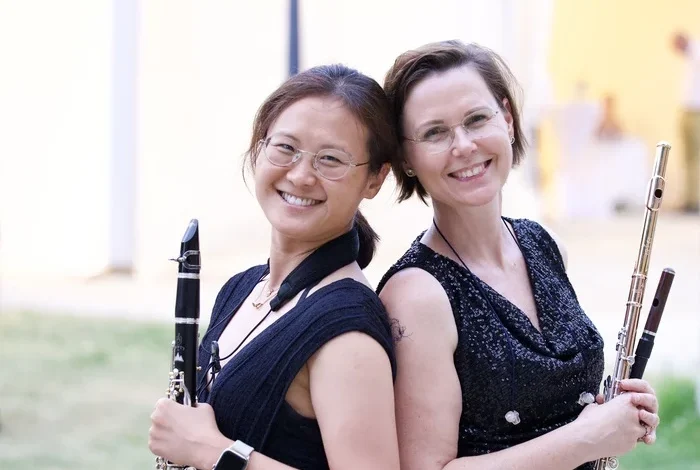 Coolturalia - Concert sur le pouce : le duo de musiciennes Eliane Williner à la flûte et Cindy Lin à la clarinette