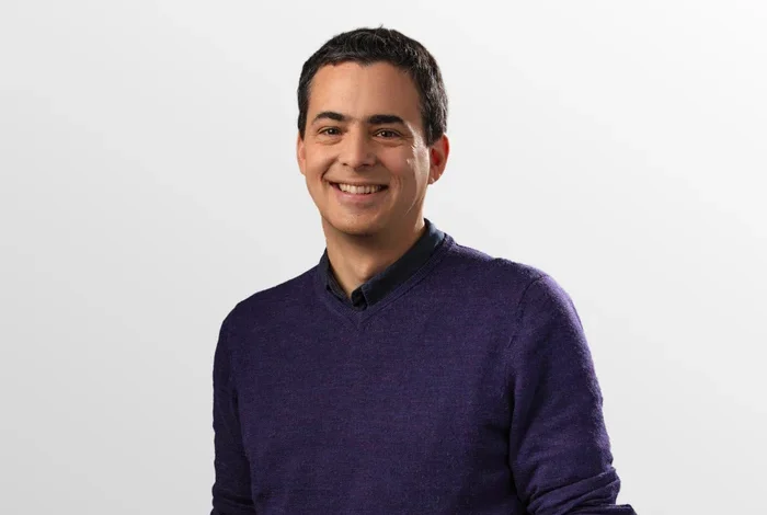 Coolturalia - DIS, POURQUOI LA RADIO ? - LUCAS THORENS