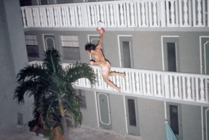 Coolturalia - 200 Motels