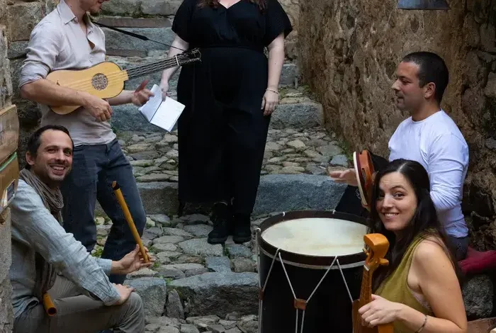 Coolturalia - Ethno Fridays – Portuguese Song Through the Centuries