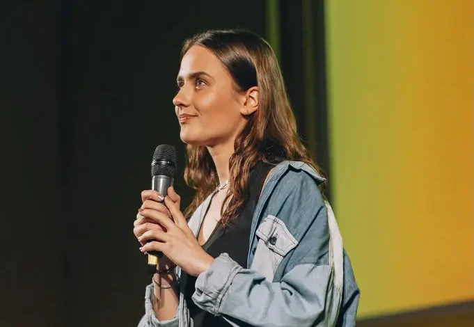 Coolturalia - Fiona G. "Trauma & Chill"