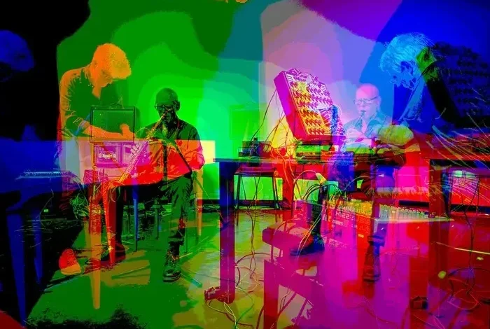 Coolturalia - LDL — soprano sax, piano & analog synthesizer