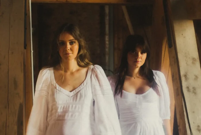 Coolturalia - Les Créatives: First Aid Kit