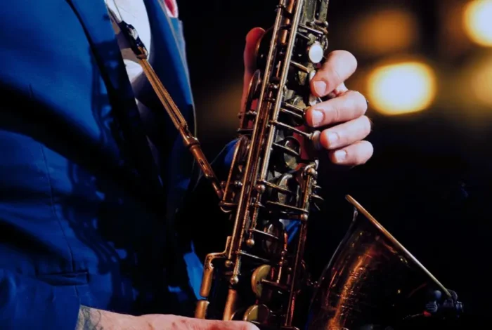 Coolturalia - The Jazz Room: a Tribute to Frank Sinatra and Louis Armstrong