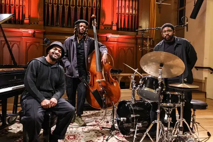 Coolturalia - Sullivan Fortner Trio